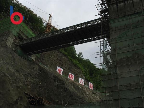吉林省通化市中國水電六局，高空橋321（100）型30米雙排單層加強型